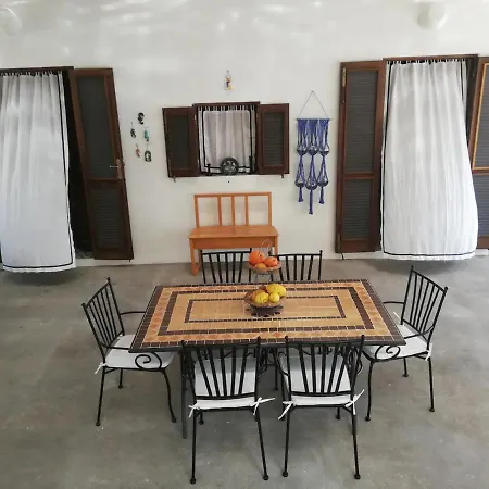 Casa Ippo Stromboli Piscita Tatil Evi