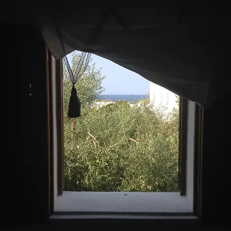 Casa Ippo Stromboli Piscita Tatil Evi